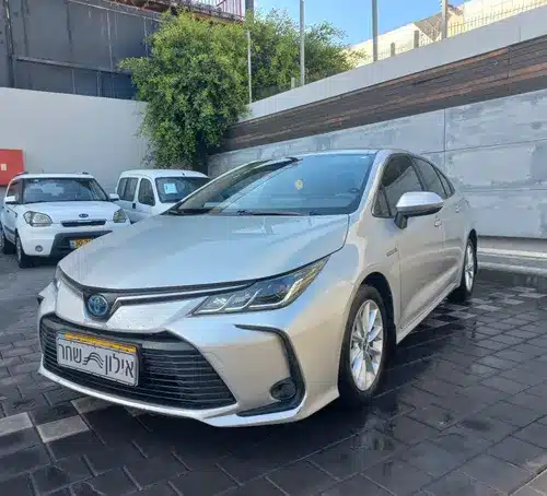 טויוטה קורולה